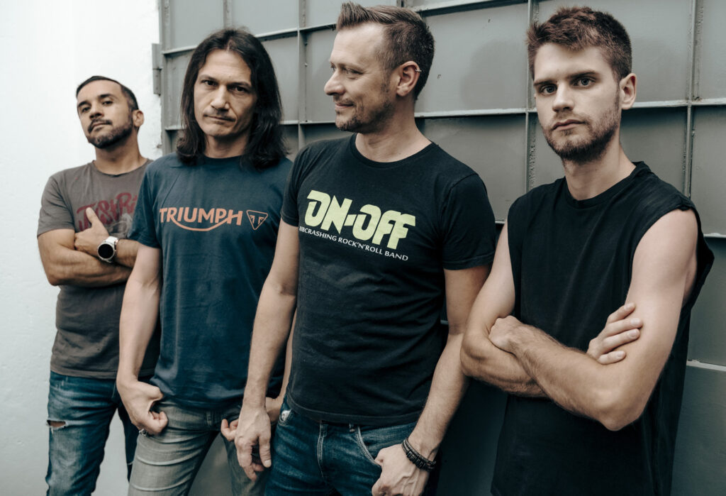 ON-OFF rock'n'roll band lineup going down italy